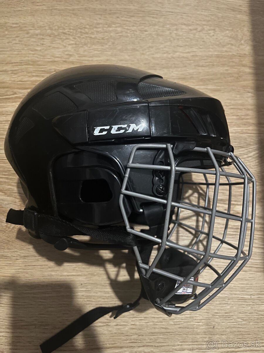Hokejoca prilba 50-56cm CCM