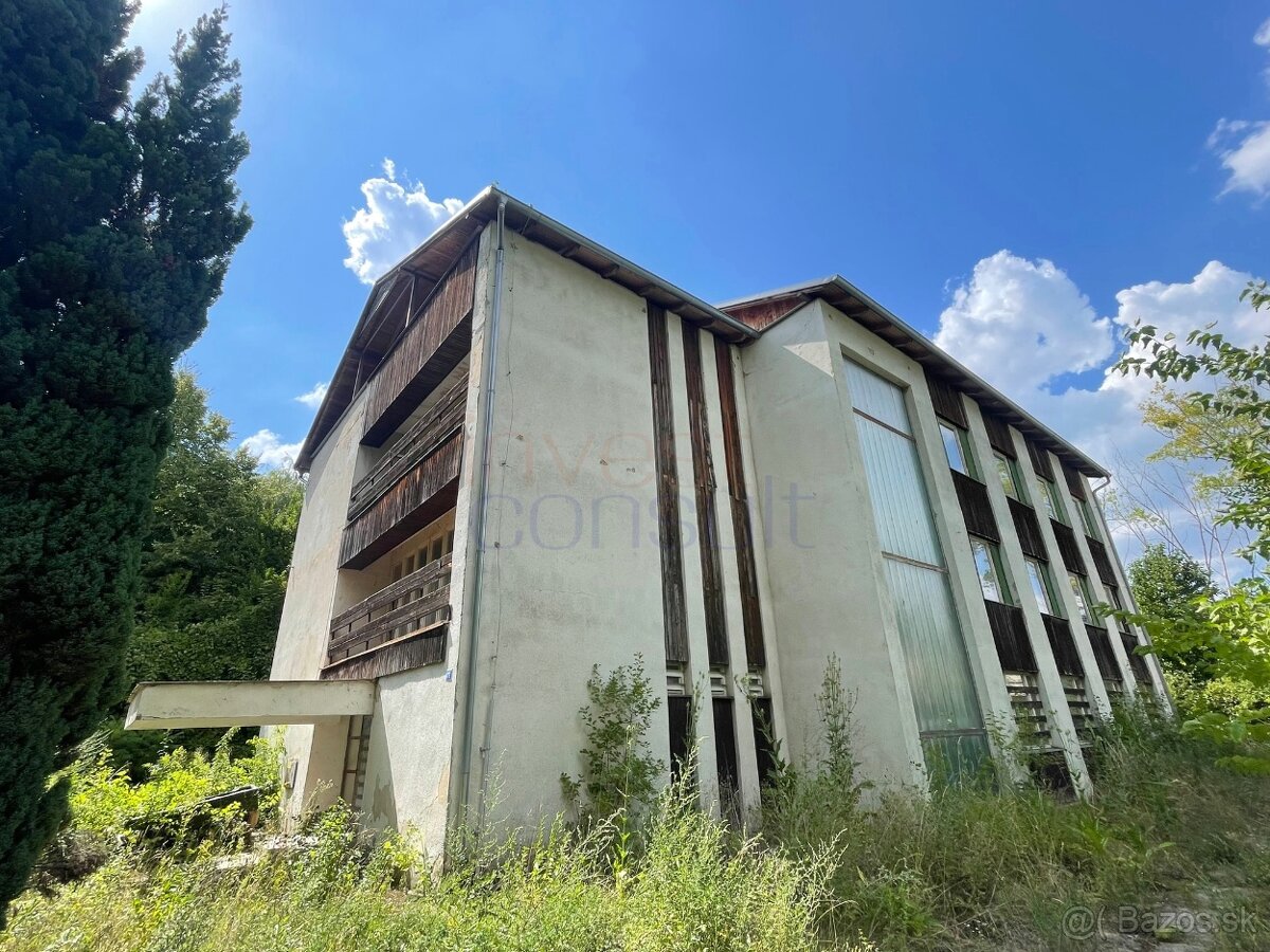 2357-NA PREDAJ REKREAČNÁ BUDOVA V PATINCIACH