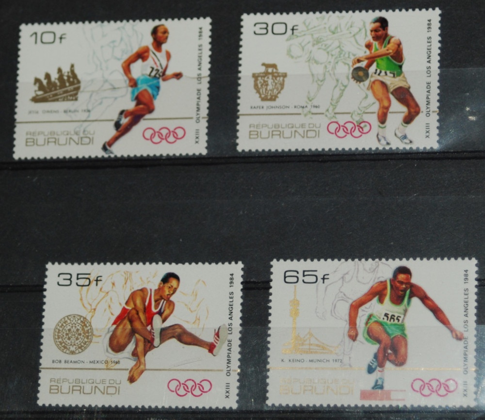 Poštové známky - Šport 373 - neopečiatkované
