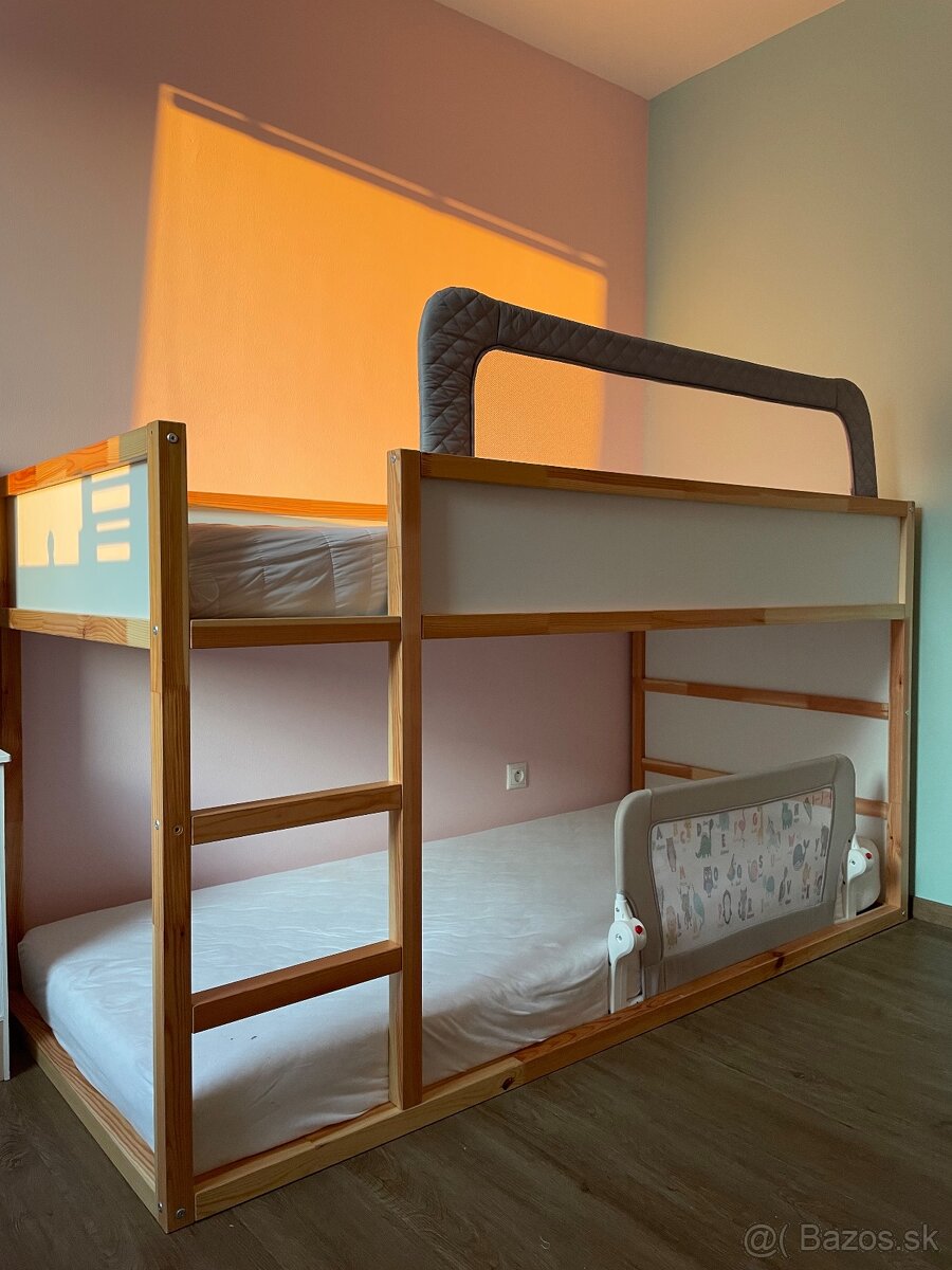 Obojstranná posteľ IKEA KURA