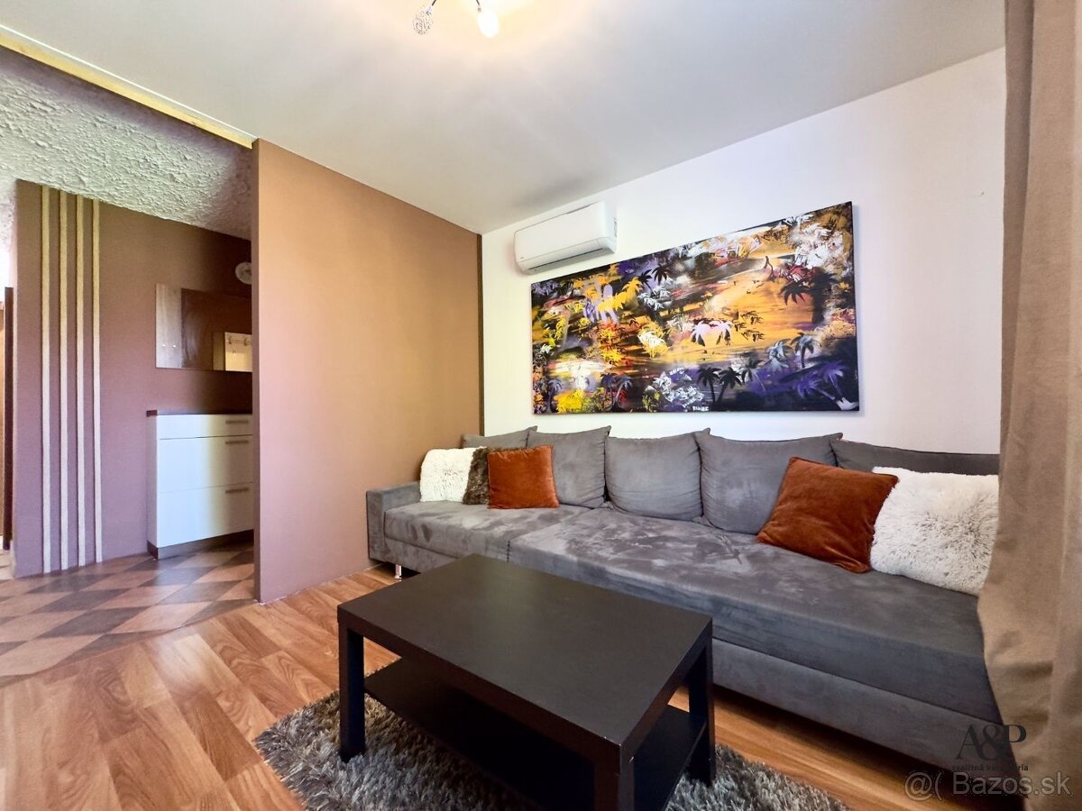 NA PRENÁJOM 3 IZB. BYT V CENTRE MESTA, 64M2, HVIEZDOSLAVOVA