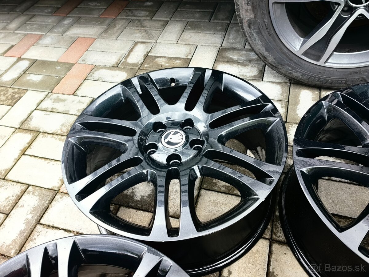 Škoda,Superb,Octavia RS,Volkswagen,Seat 5x112 r18