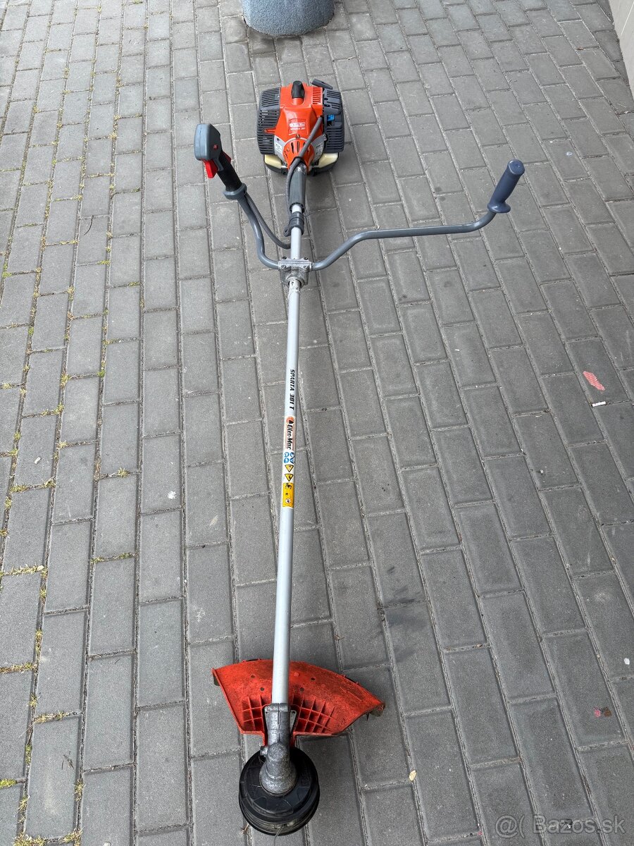 Predám krovinorez Oleo Mac Sparta 381 T