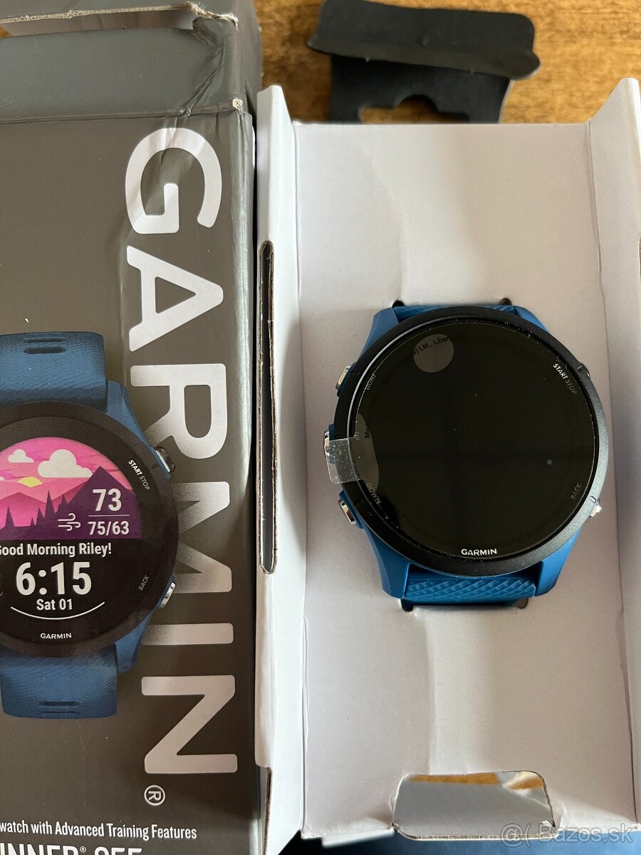 Hodinky Garmin Forerunner 255