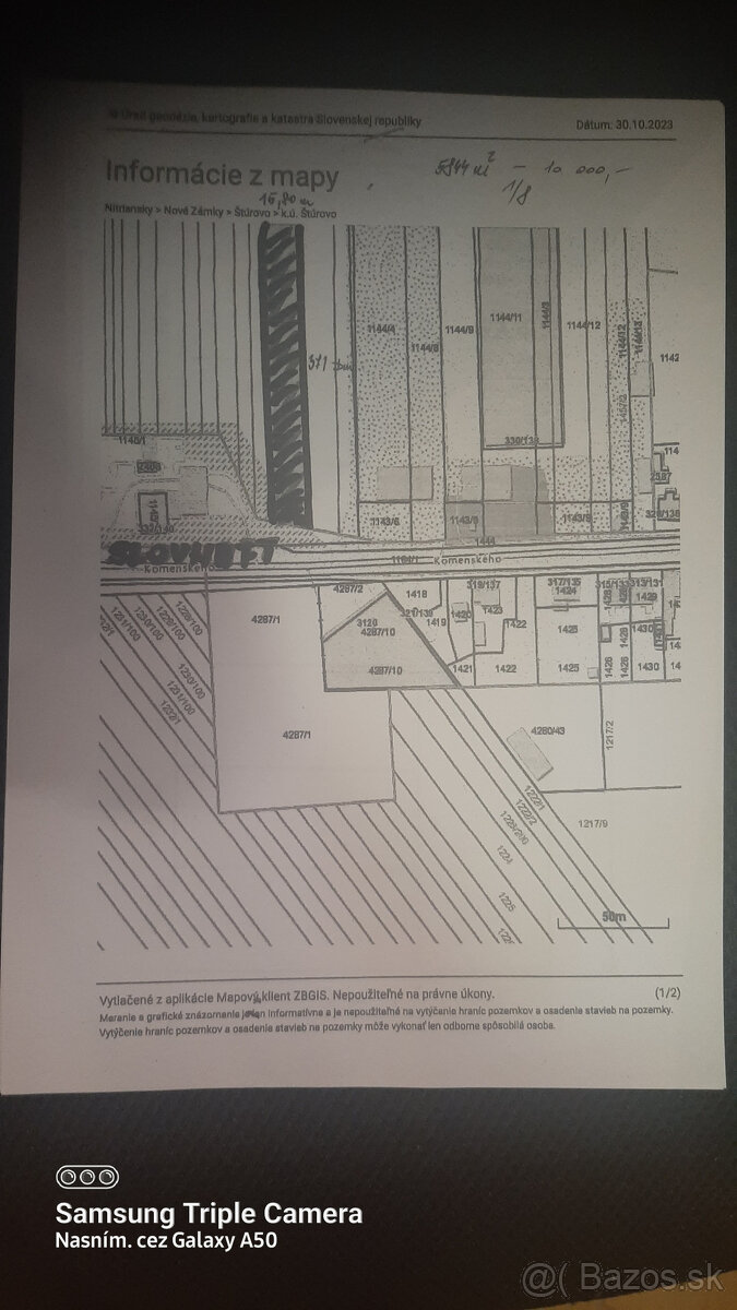 predam 730m2 čast pozemku