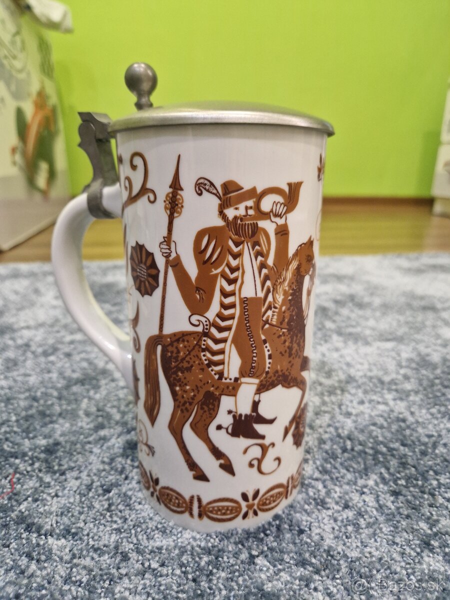 Porcelánovy pivný krigel