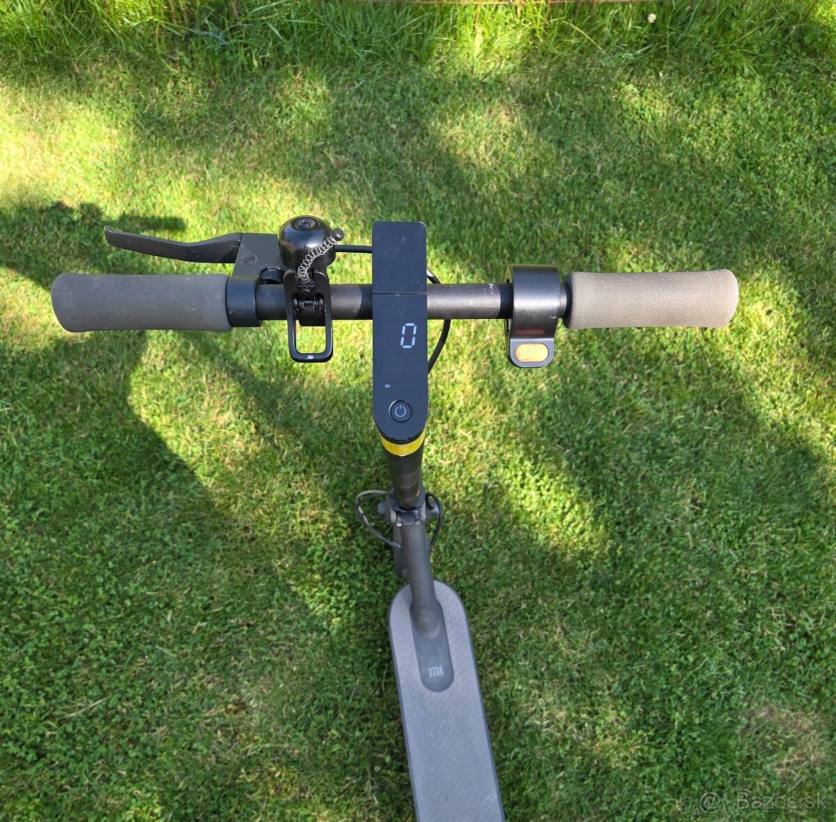 Mi Electric Scooter Essential
