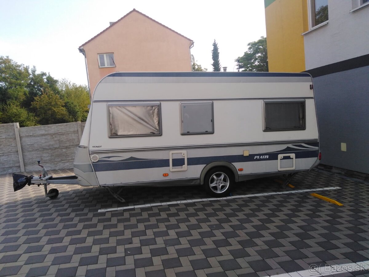 Karavan Platin, r.v. 2000, predstan, markíza, STK 2027 –