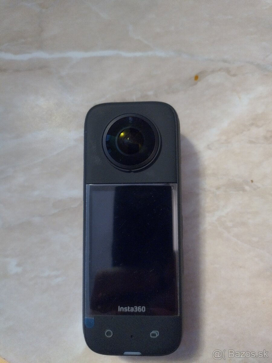 Insta 360 one x3