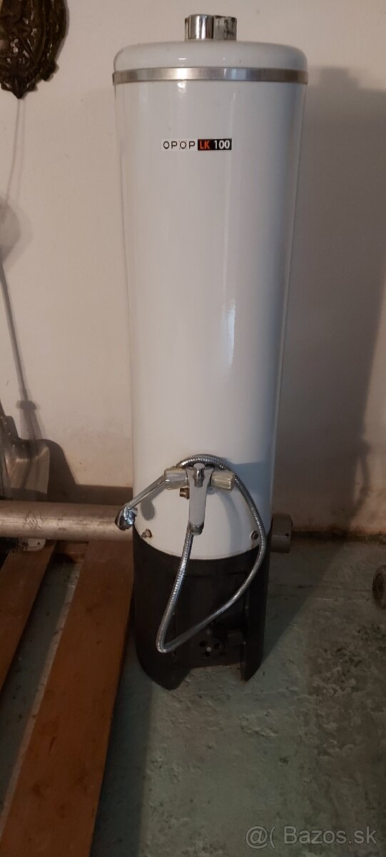 Kombinovaný ohrievač vody na tuhé palivo 80L