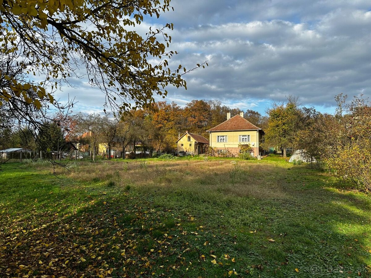 Prenájom rodinný dom Skalka nad Váhom Trenčín