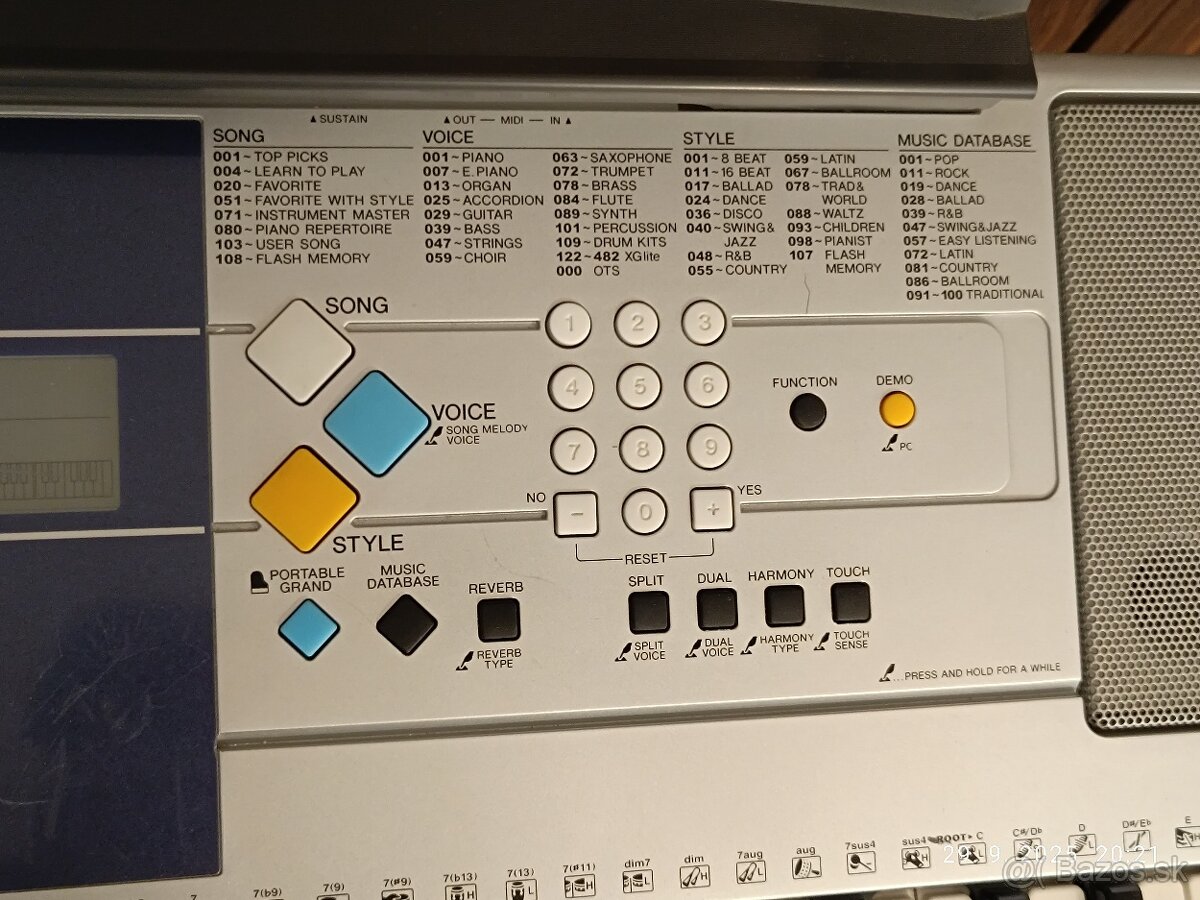Keyboard Yamaha psr E323