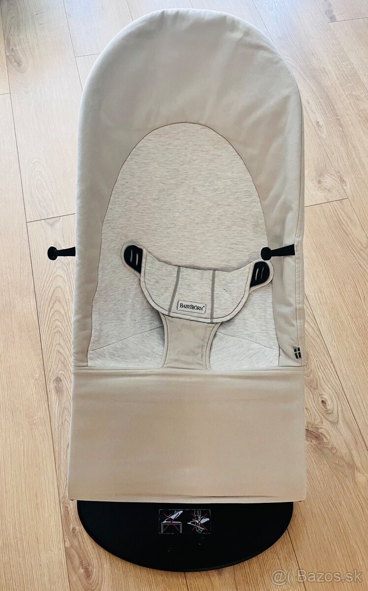 Baby Björn lehátko