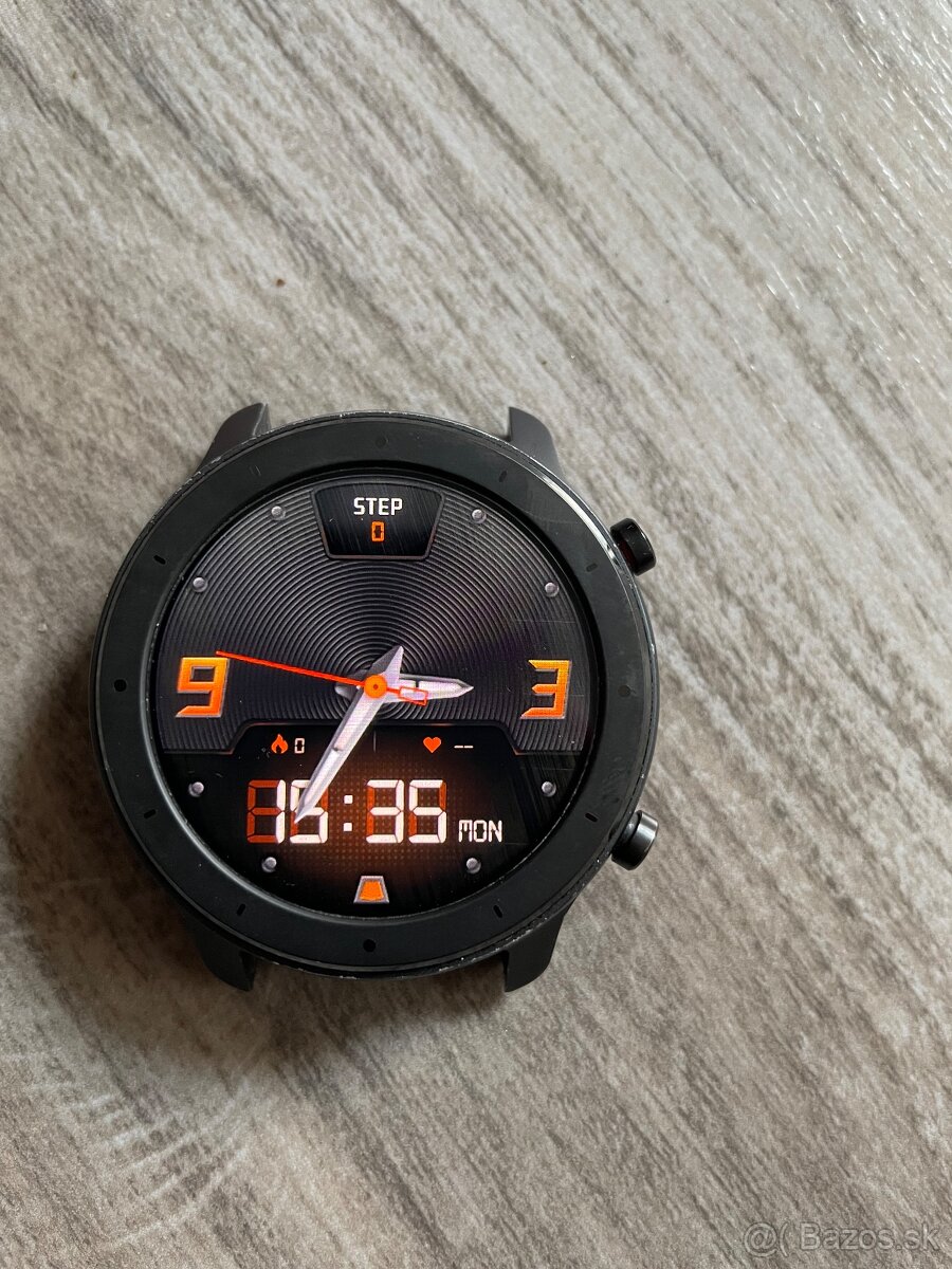 Amazfit GTR 47 mm – plne funkčné, bez remienka