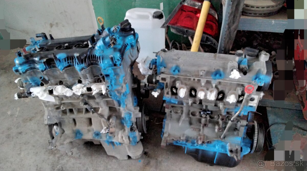 Toyota Yaris 1.3 VVTI 2011 predám Motor 1NR-FE SVETLO, DVERE