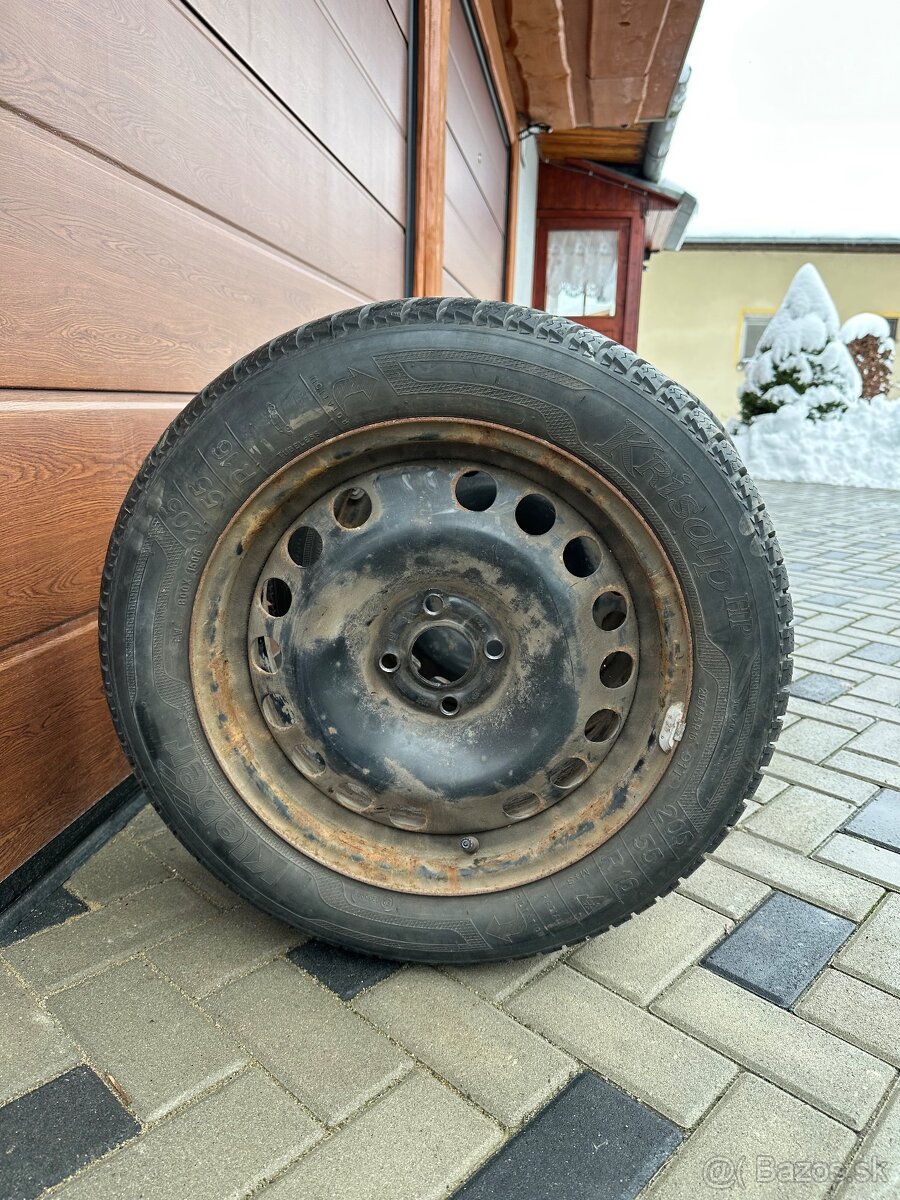 Ponukam na predaj 4x kolesa+puklice