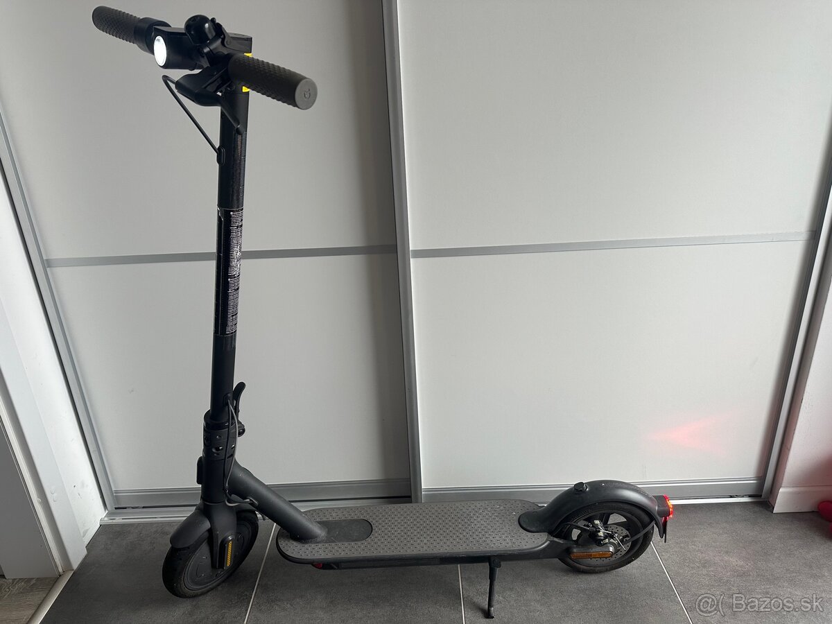 Predám Xiaomi elektrickú kolobežku