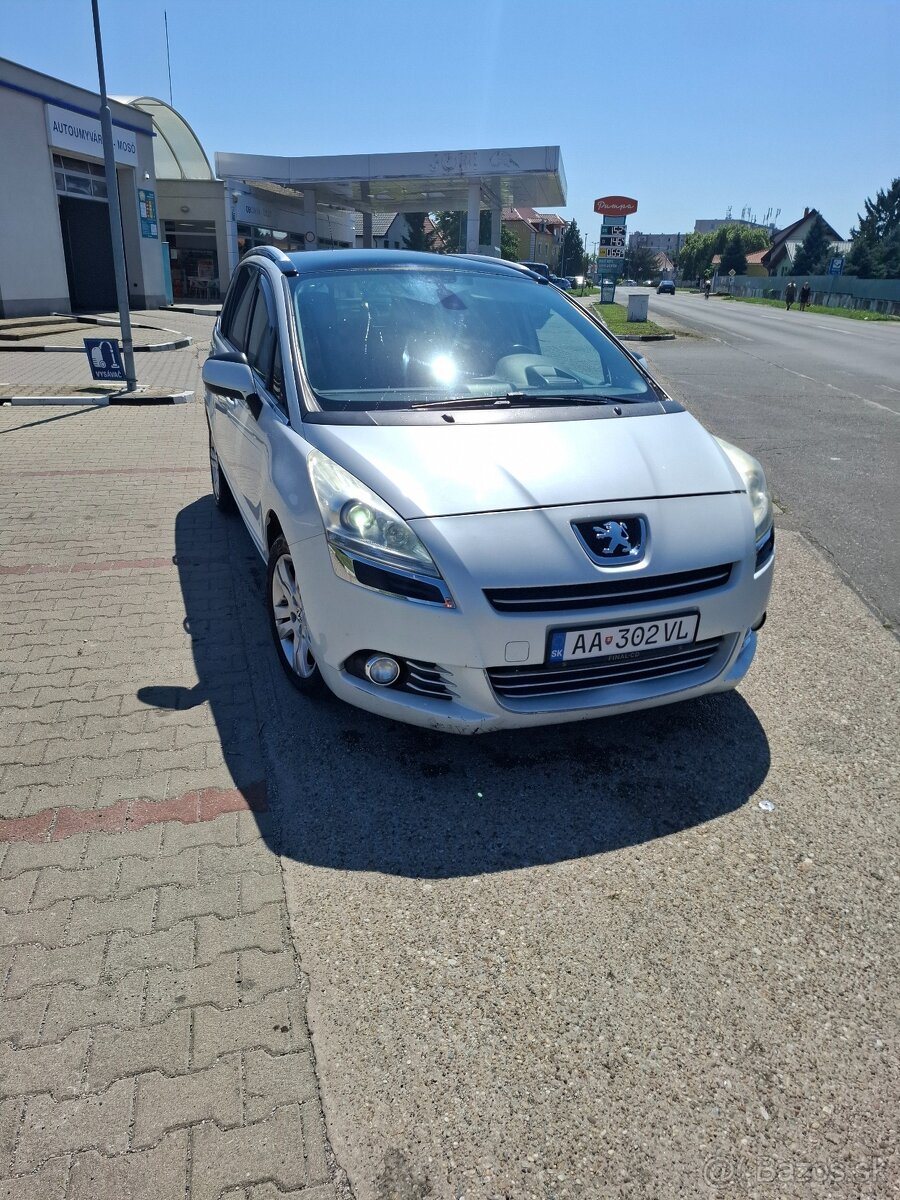 Predám Peugeot 5008 2012