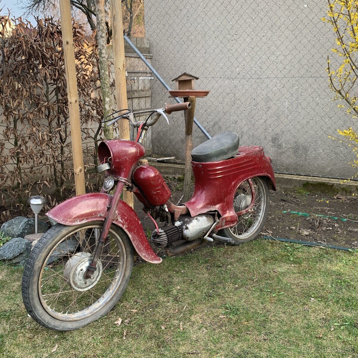 Jawa 50/555 Pionýr