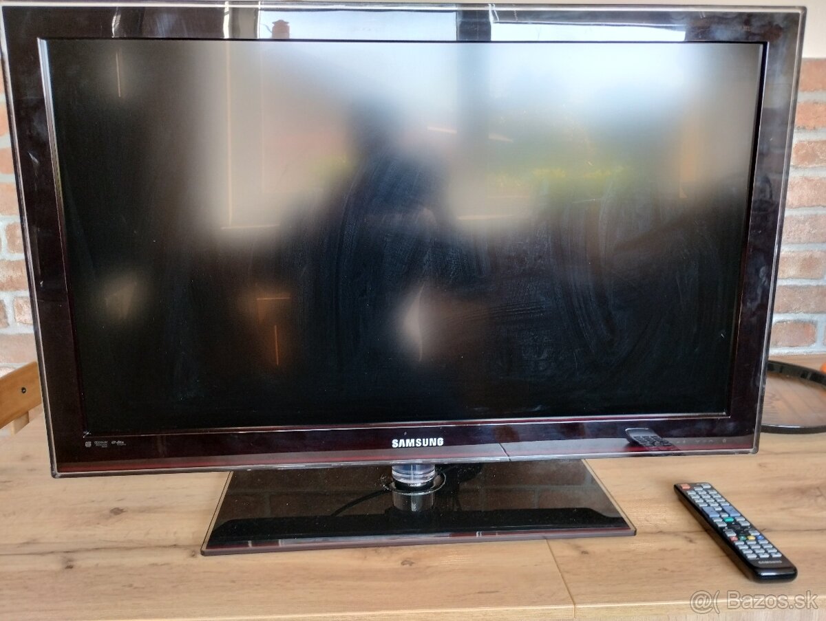 Predám LCD televízor samsung 37"