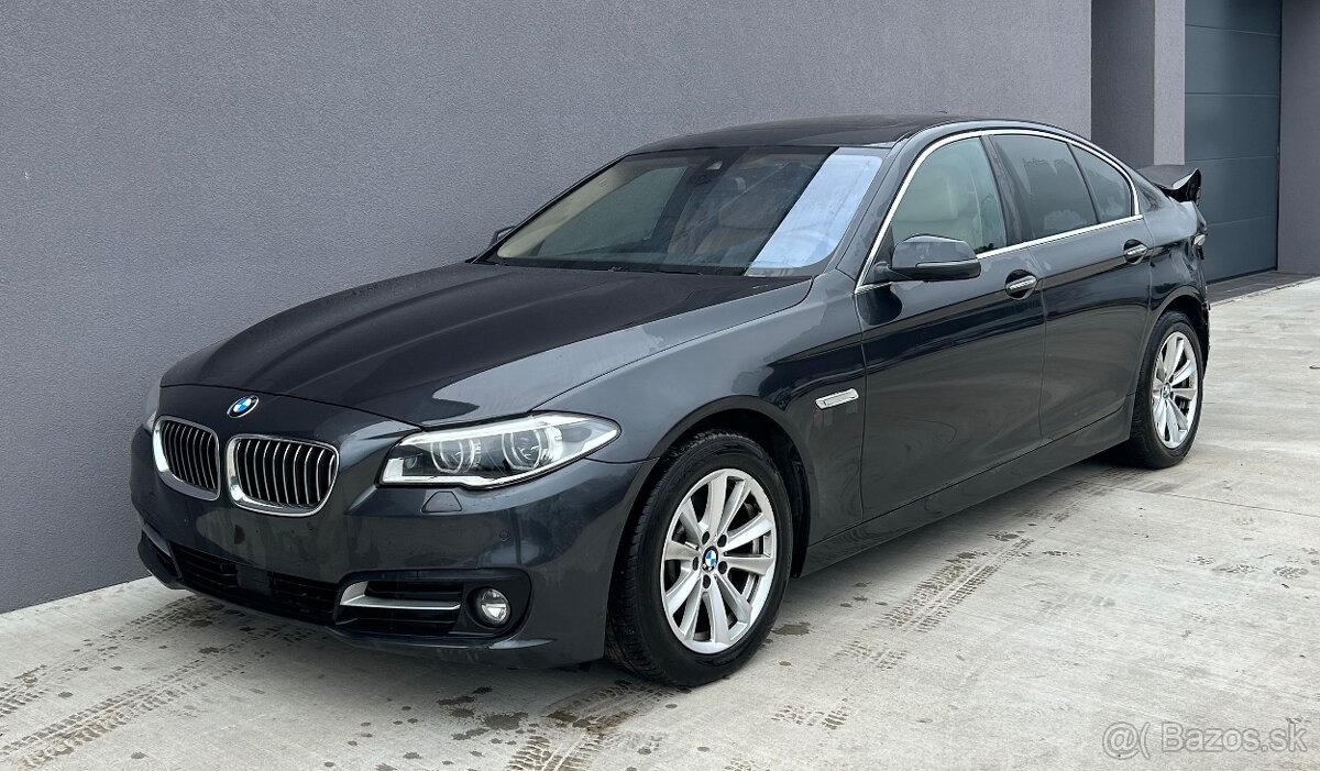 ROZPREDAME F10 530d xDrive full led 2015