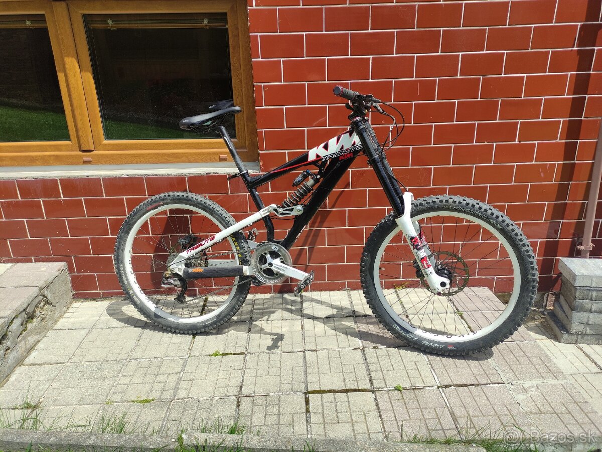 KTM tribute downhill bike
