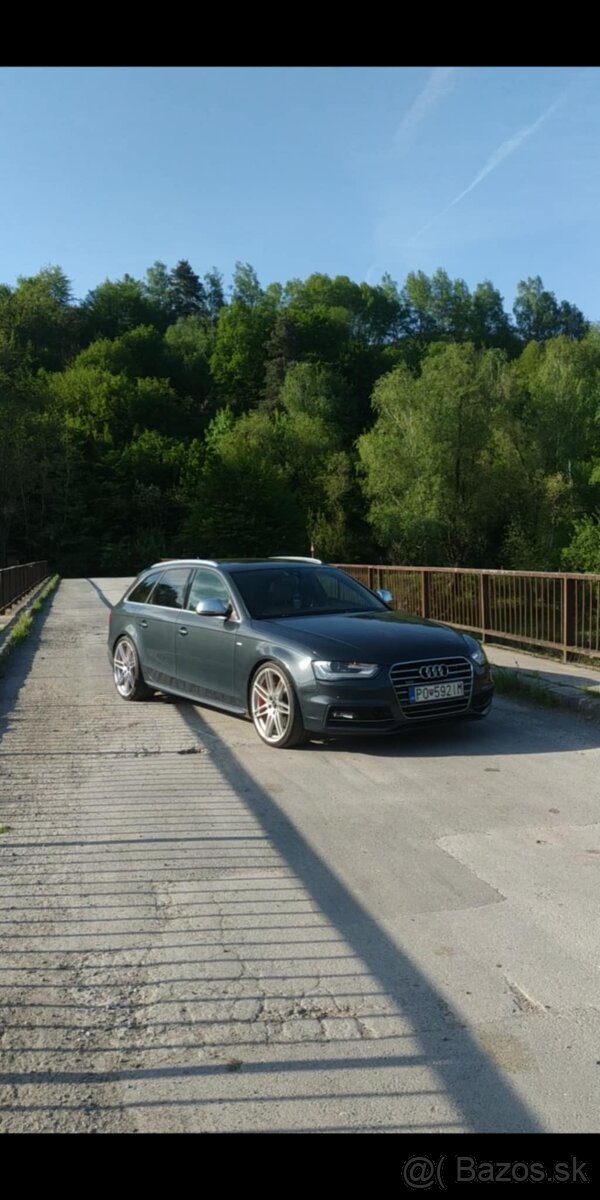 Audi A4 B8 3.0 quattro