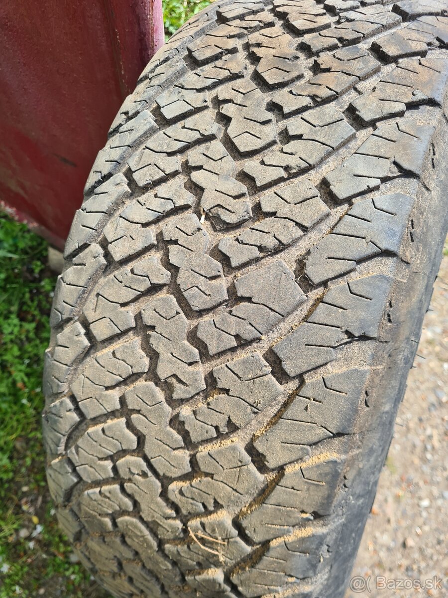 265/70 R 16 GRIPMAX