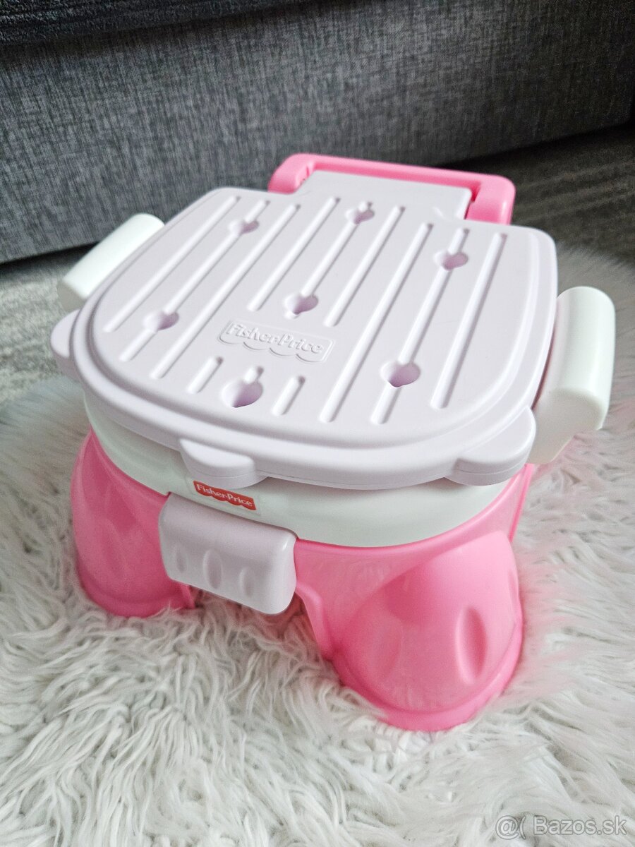Hrajúci nočník Fisher Price pre dievčatko