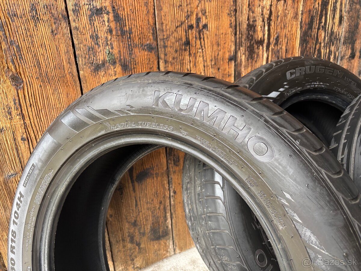 Kumho 225/60 R18 104H
