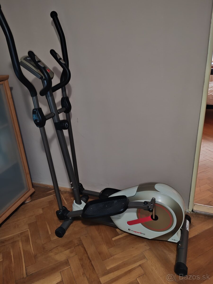 Elipticky trenazer