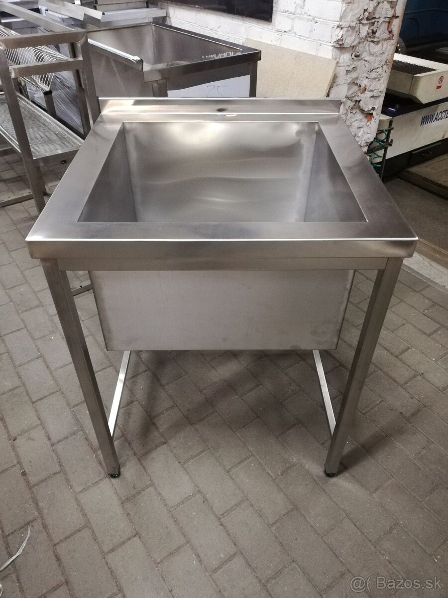 Gastro nerezový drez, umývací stôl