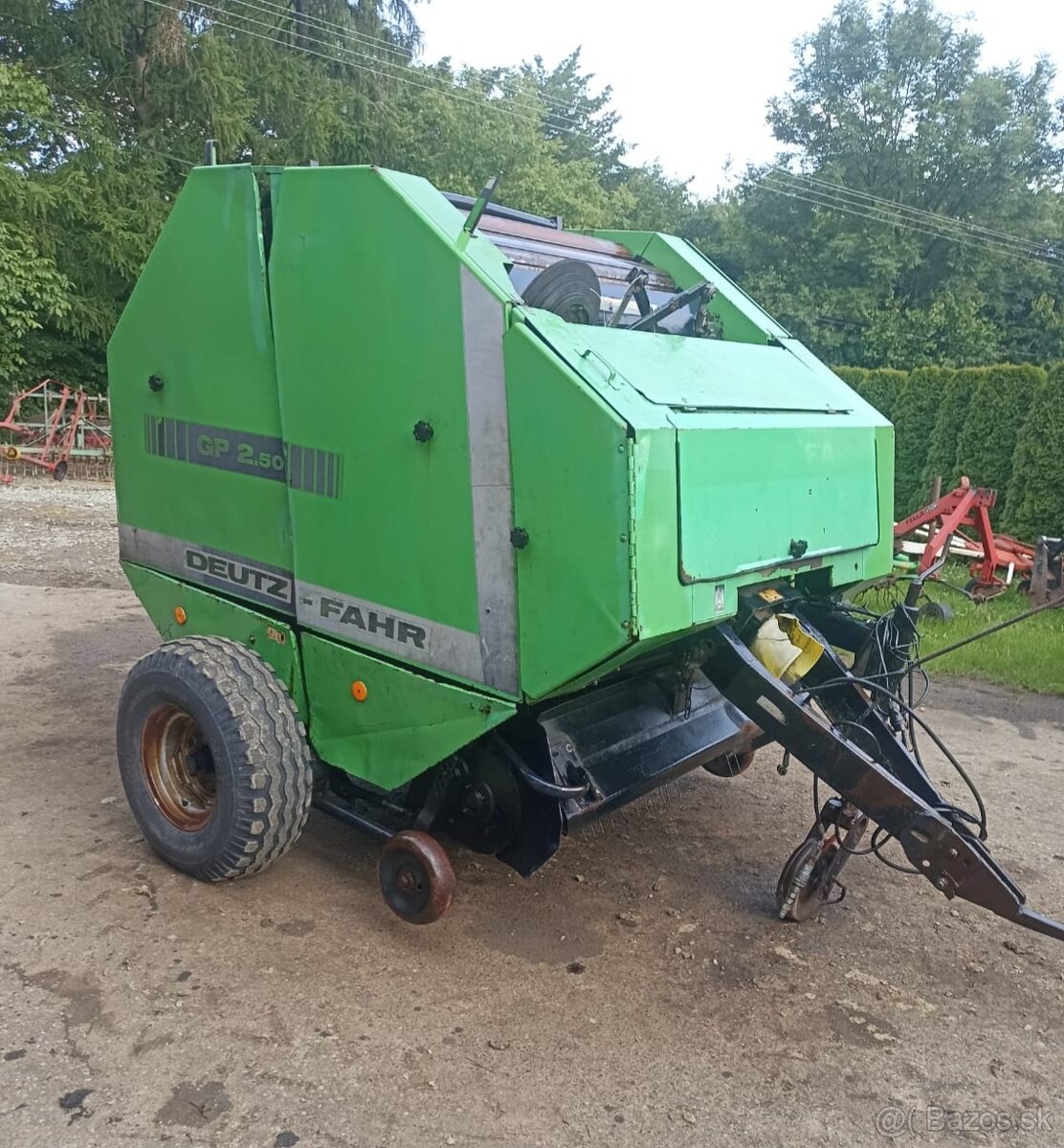 Balikovač lis Deutz-Fahr GP 2.50