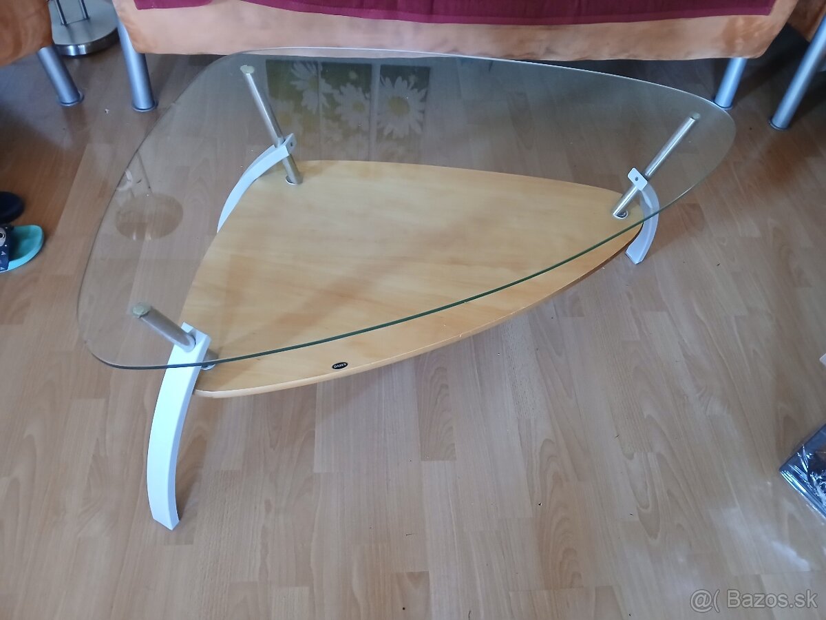 Stolík