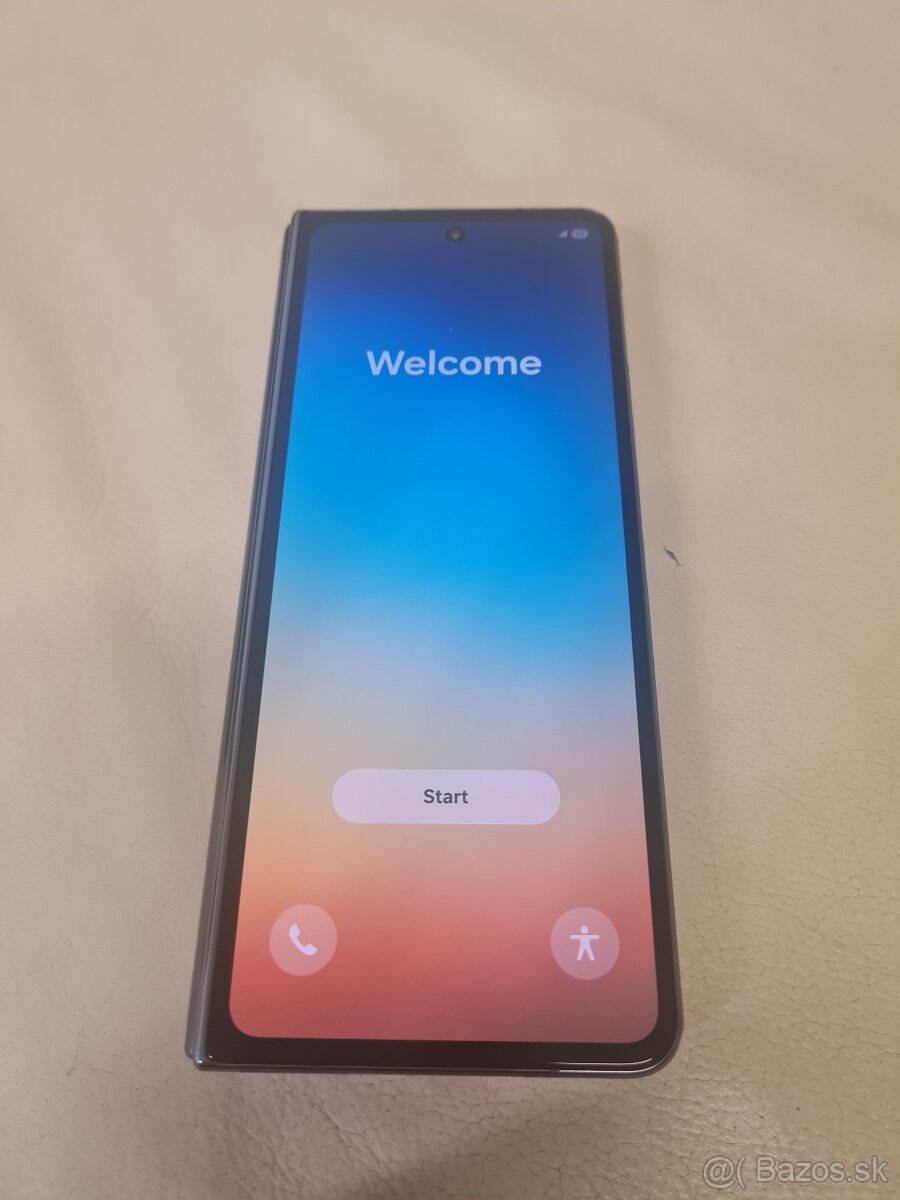 Samsung galaxy Z fold4 5G 256GB Grey