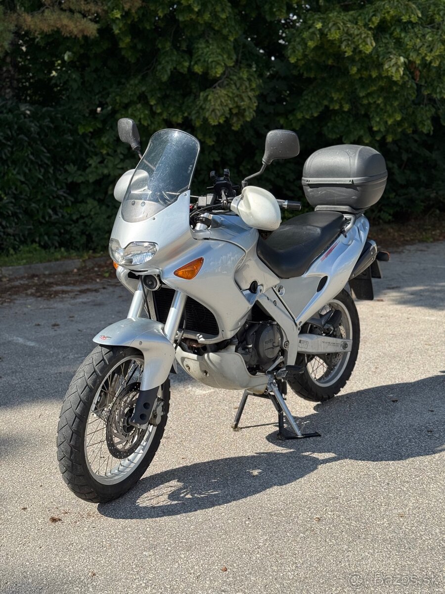 APRILIA PEGASO 650 35kw 2000 karburátor