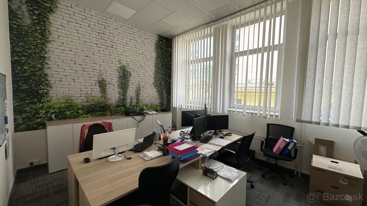 Priestor 168m2 na vyvýšenom prízemí v blízkosti Klientskeho