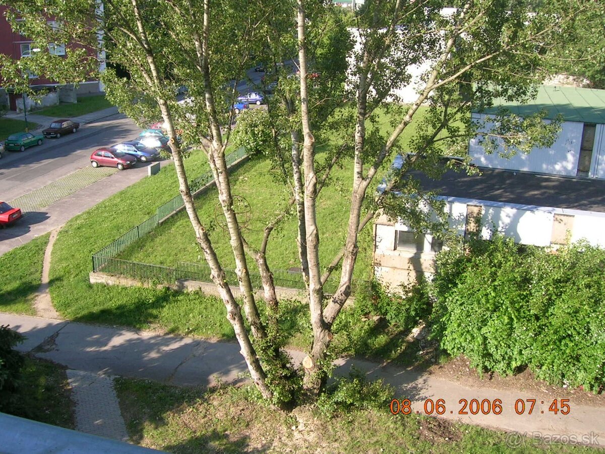 Predám- prenajmem pozemky v BA 4-Pezinok-Vištuk