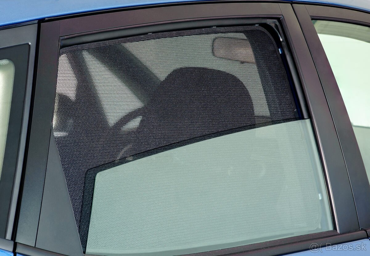 Protislnečné clony X-shades na Škoda Octavia Combi III