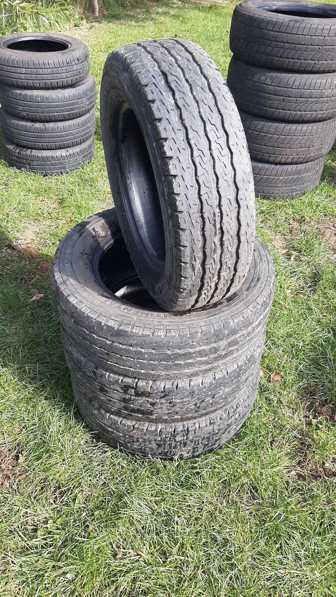 195/70r15C 104/102R  a 215/75r16C 116/114