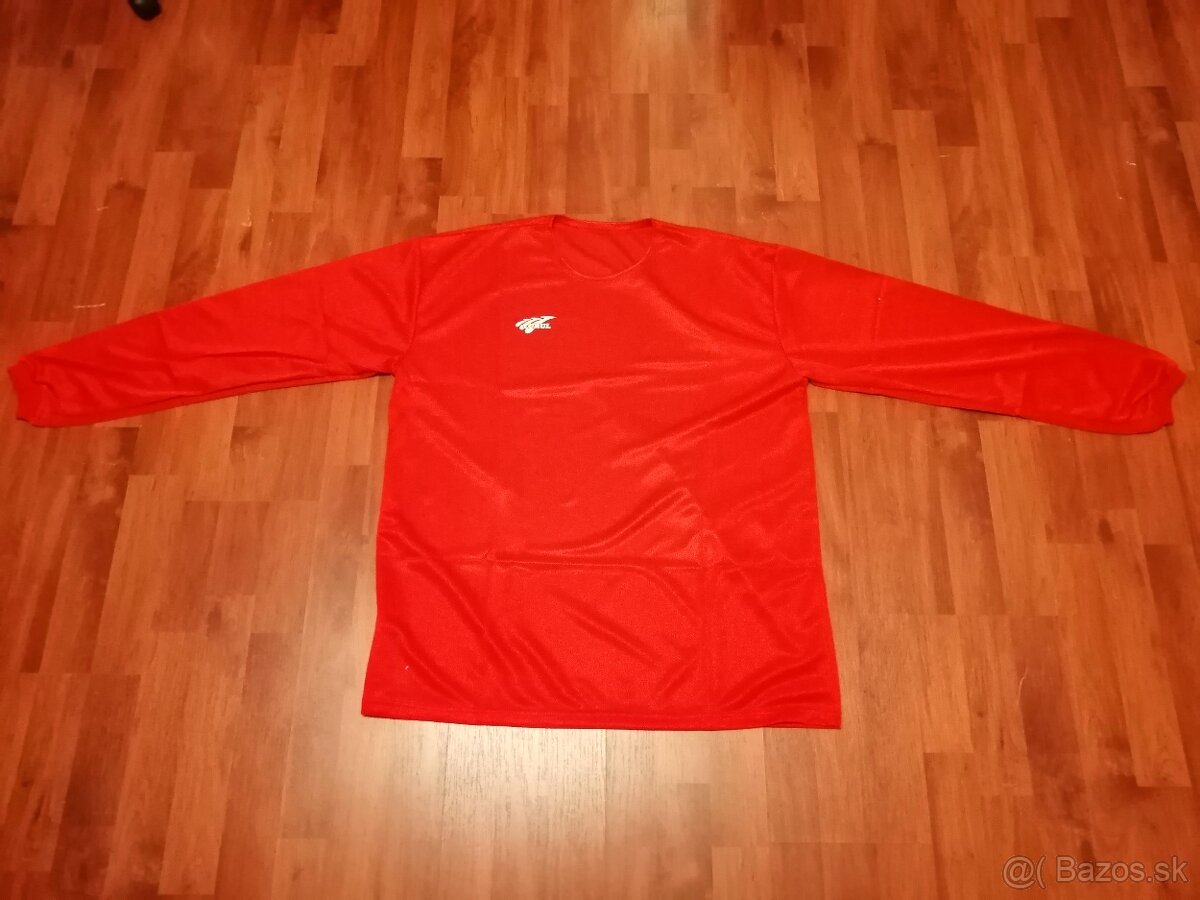 dresy , súpravy,chrániče