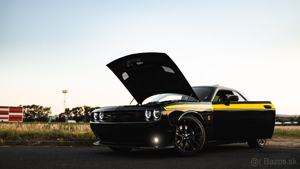 2021 Dodge Challenger ScatPack 6.4 V8 6st. Manuál