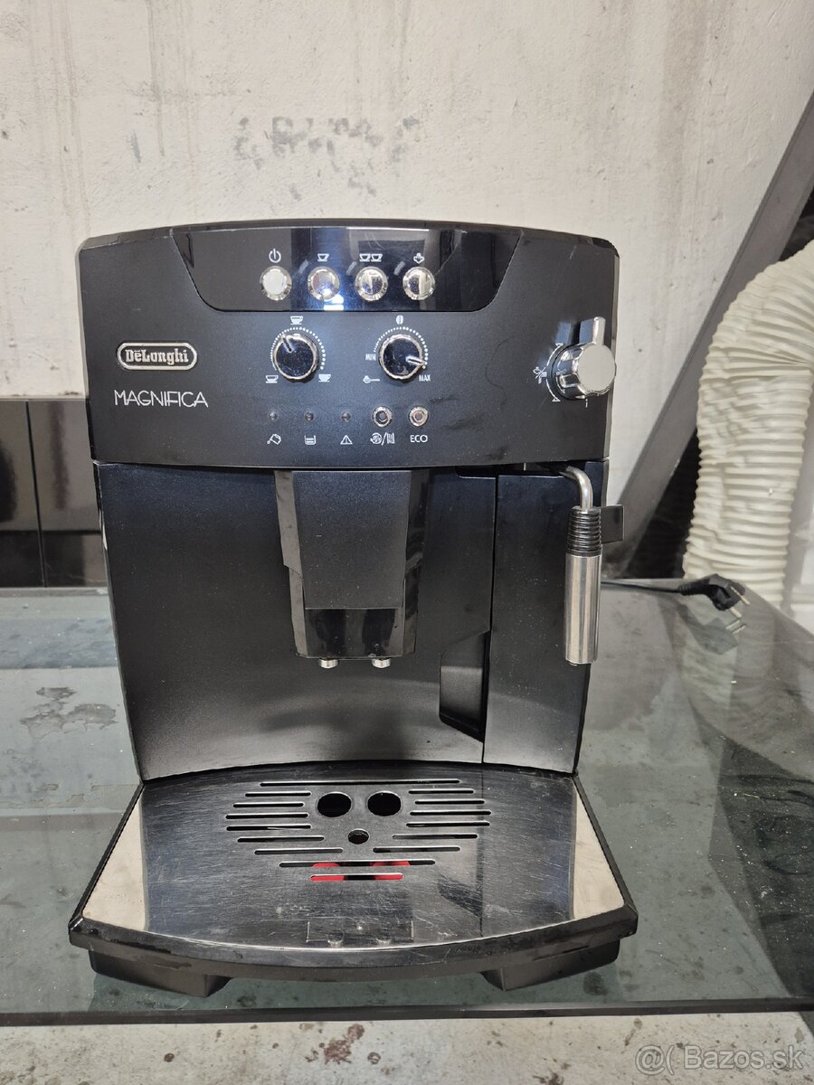 Predám kavovar Delonghi