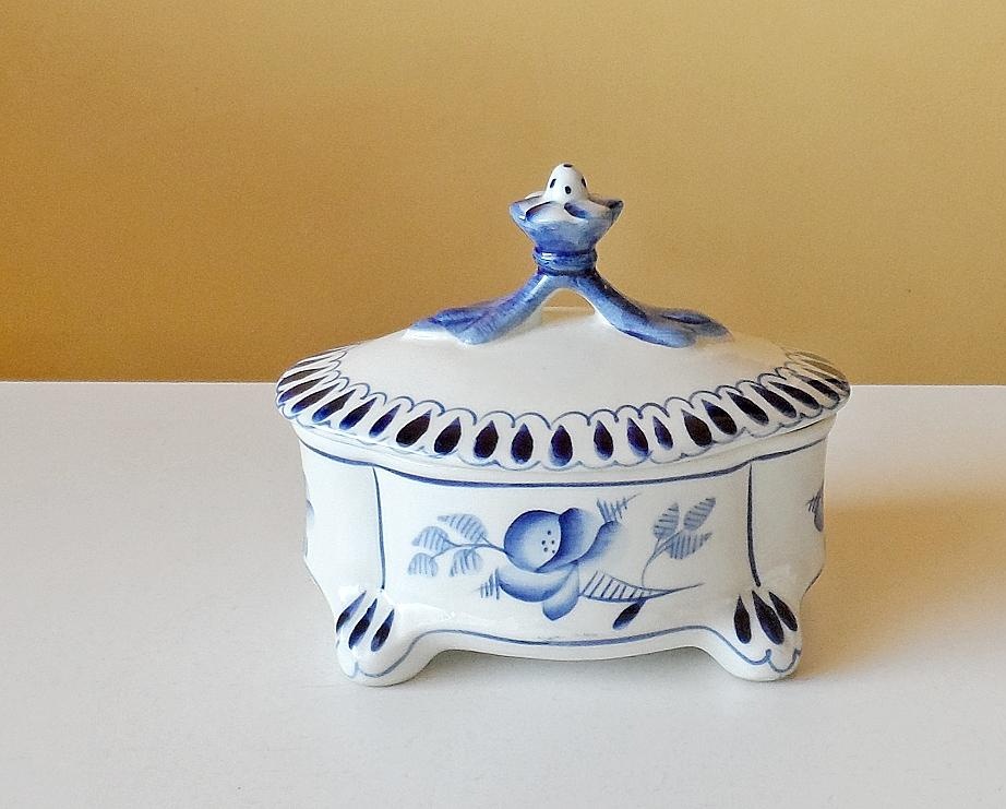 GZHEL dóza, cukornička