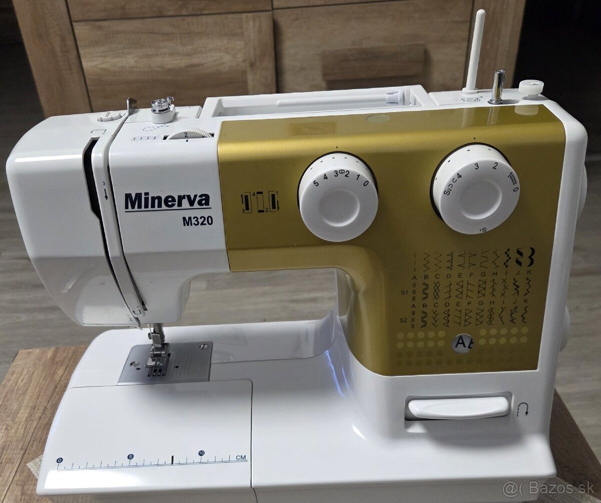 Šijací stroj Minerva M320