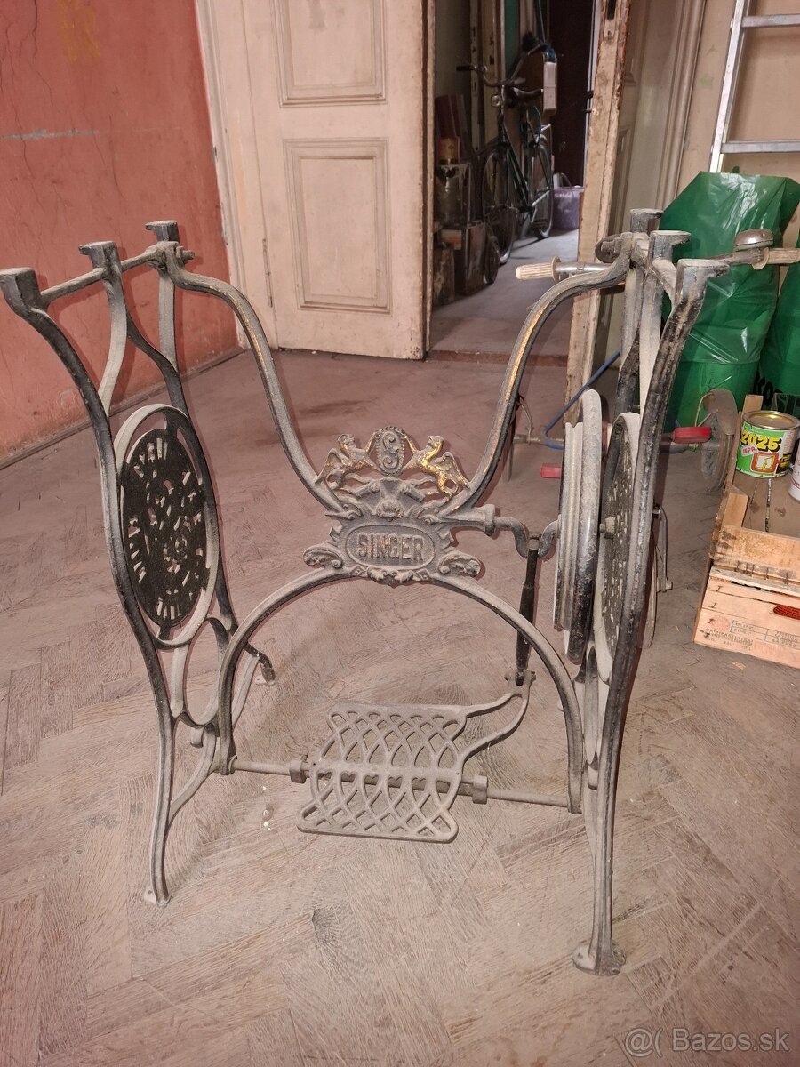 Nohy sijacieho stroja