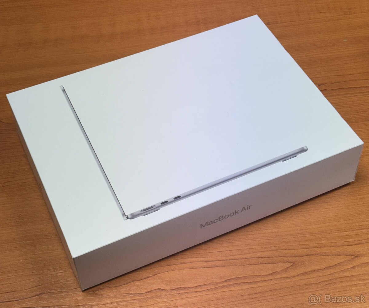 Apple MacBook Air 13 M2 8/256gb SSD