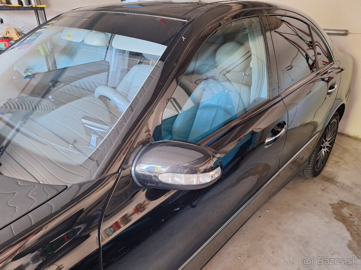 Mercedes-Benz E320 radovy 6valec