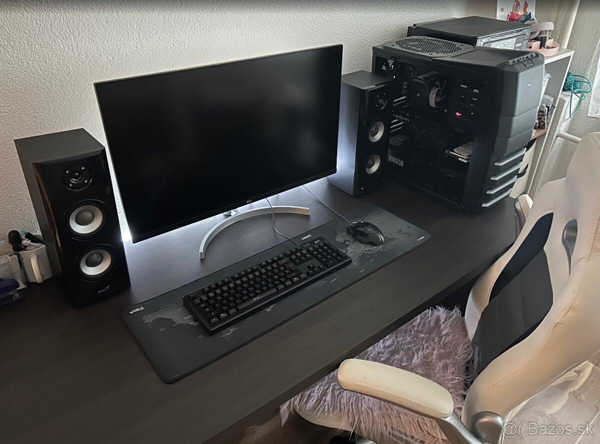 Komplet herná PC zostava + 32" LG 4K monitor +Stôl&Stolička