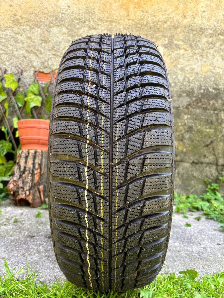 Bridgestone BIZZAK LM001
